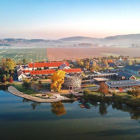 Resort Capi Hnizdo Olbramovice  Exteriör bild